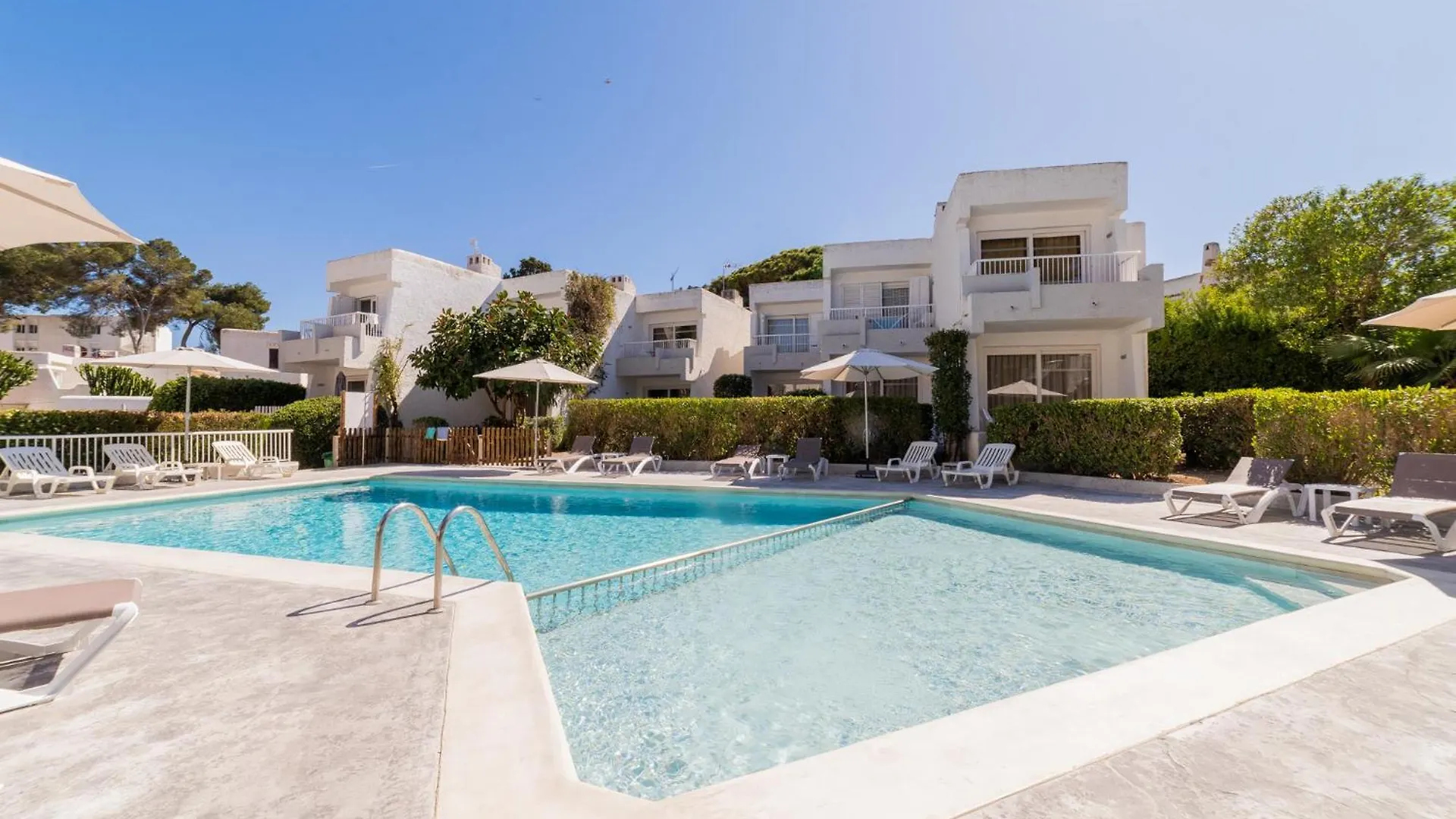 Atlas Apartments Ibiza Santa Eularia des Riu Spanje